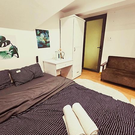 Khoang Lang Atp Hotell Dalat Exteriör bild