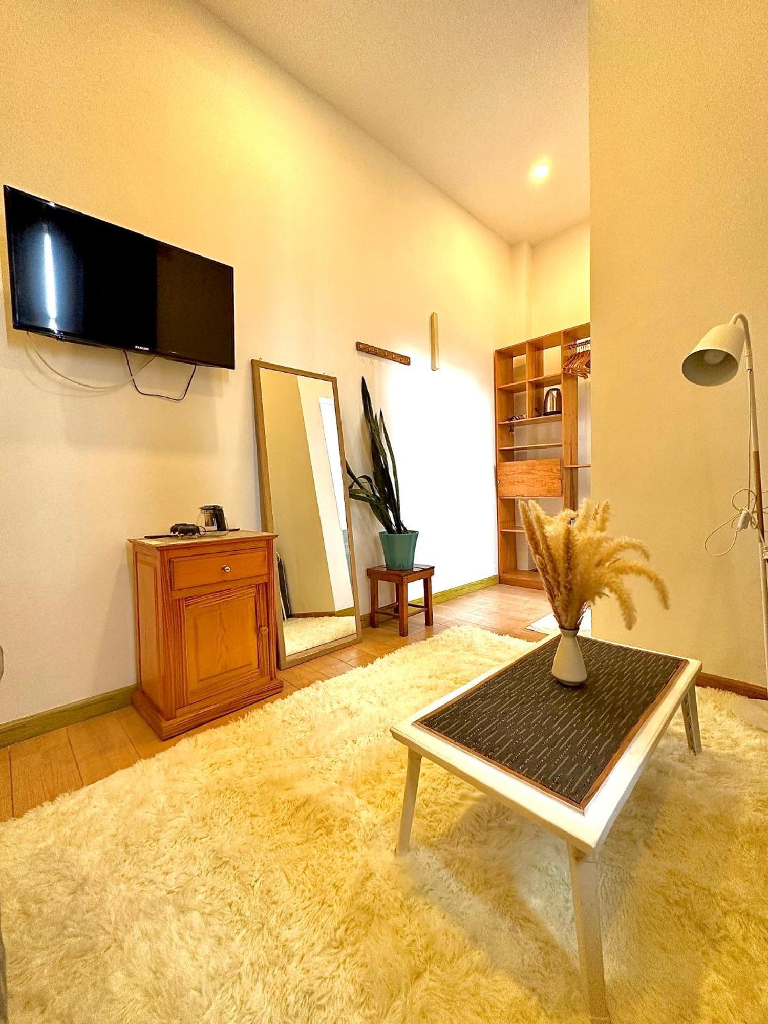 Khoang Lang Atp Hotell Dalat Exteriör bild