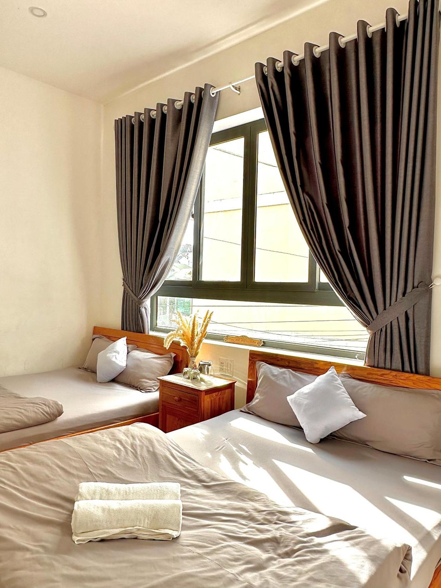 Khoang Lang Atp Hotell Dalat Exteriör bild