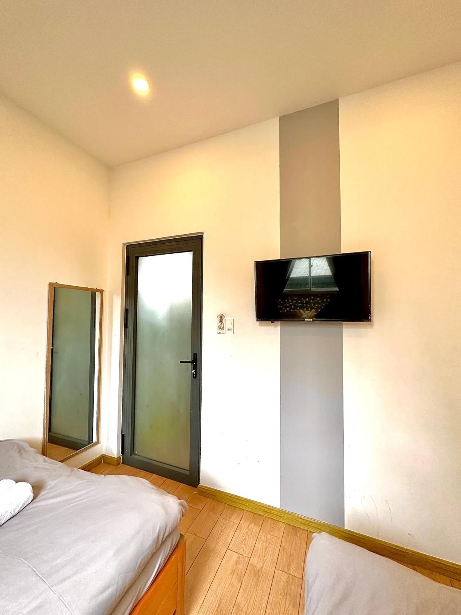 Khoang Lang Atp Hotell Dalat Exteriör bild