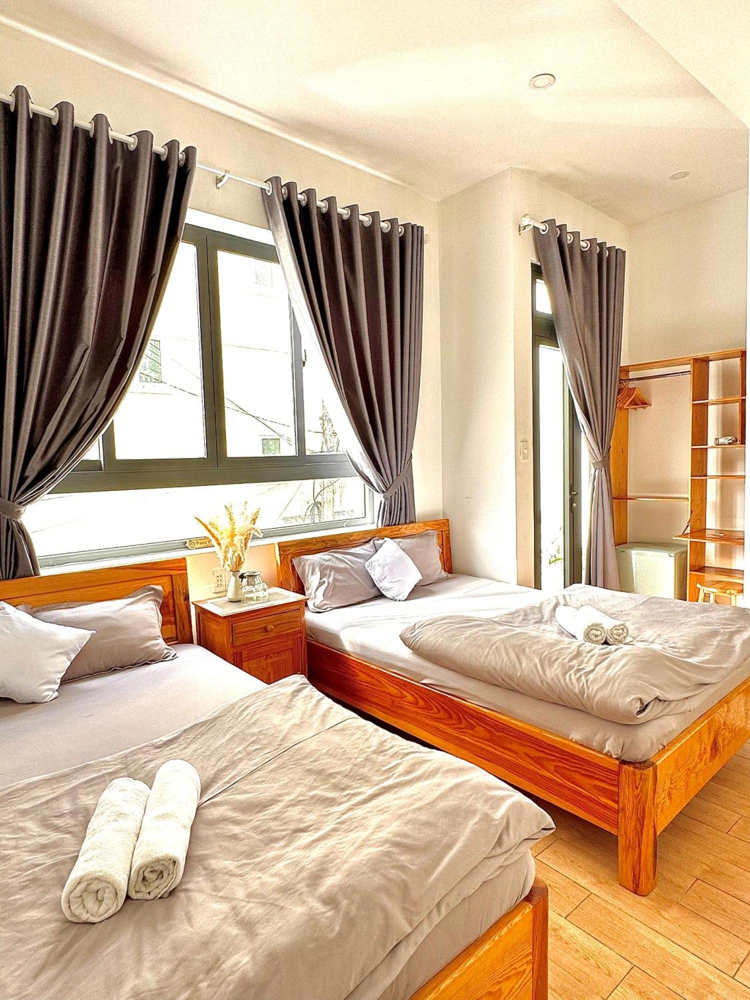 Khoang Lang Atp Hotell Dalat Exteriör bild